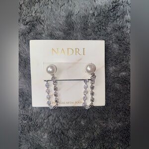 BNWT Nadri Venus Pearl Front Back Earrings in Rhodium $60